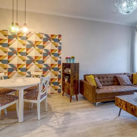 Swietojanska Street Parking Apartamento